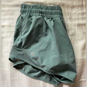 Lululemon Hotty Hot Shorts 2.5” Turquoise